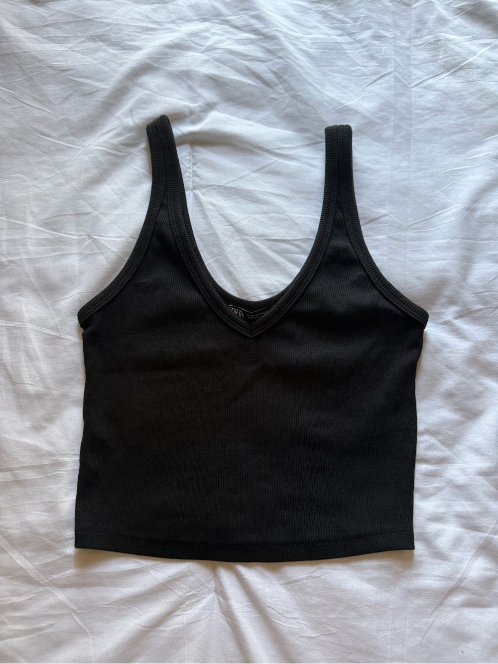 Zara Black Ribbed V-Neck Crop Tank